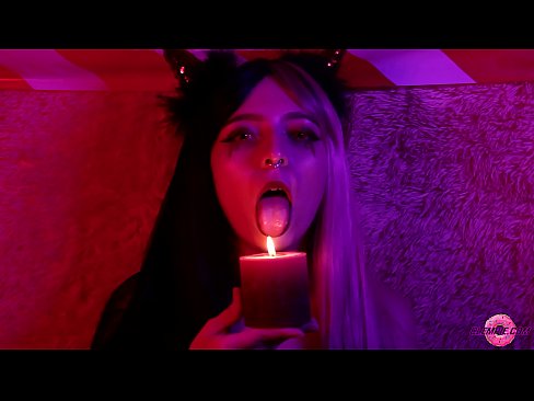 ❤️ Blowjob Ghairah dari Succubus Seksi dengan Mulut Penuh ☑ Lucah pada kami ❌❤